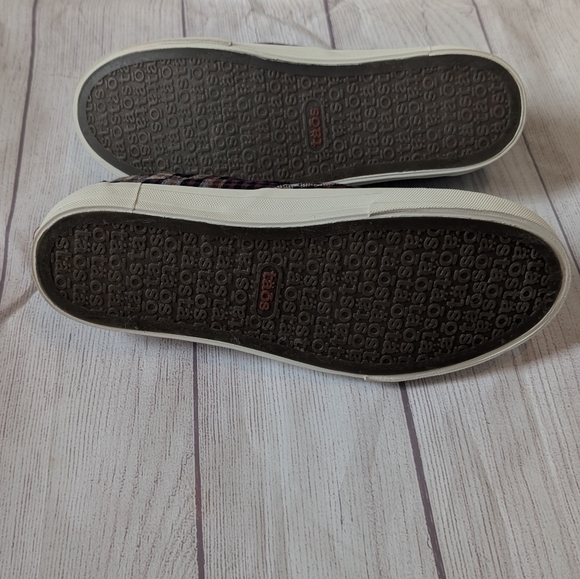 Taos Footwear womens Plaid Slip-On Sneakers - Size 9 - Picture 2 of 7